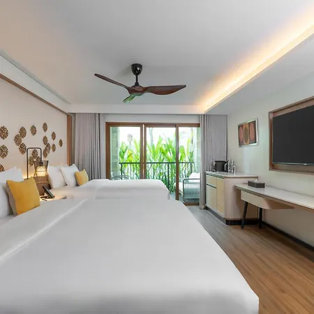 Crimson Resort And Spa - Mactan Island, Cebu