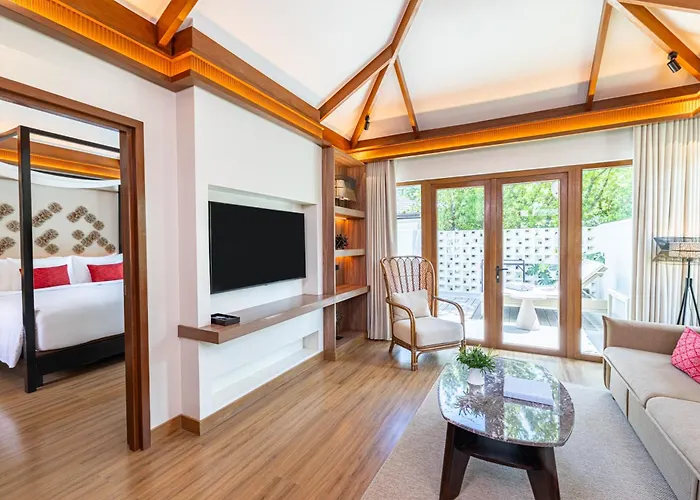 Crimson And - Mactan Island, Cebu 5* 막탄